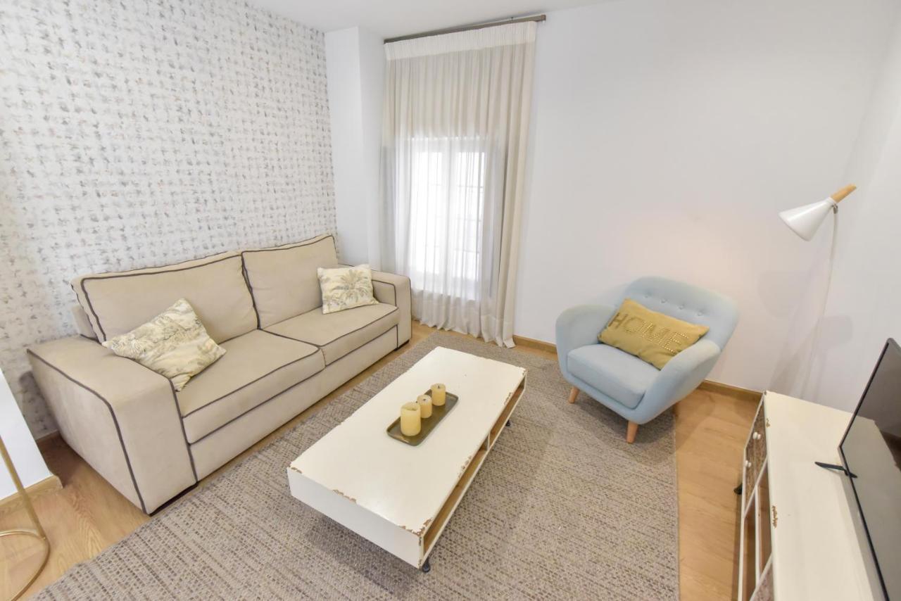 New! Retro Apartment In Central Neighbourhood Sevilla Buitenkant foto
