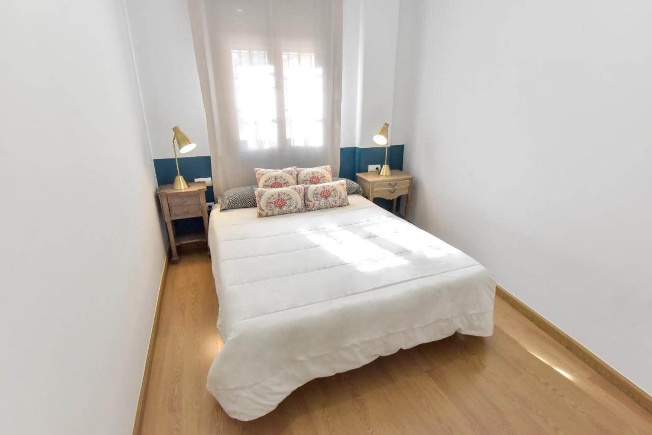 New! Retro Apartment In Central Neighbourhood Sevilla Buitenkant foto