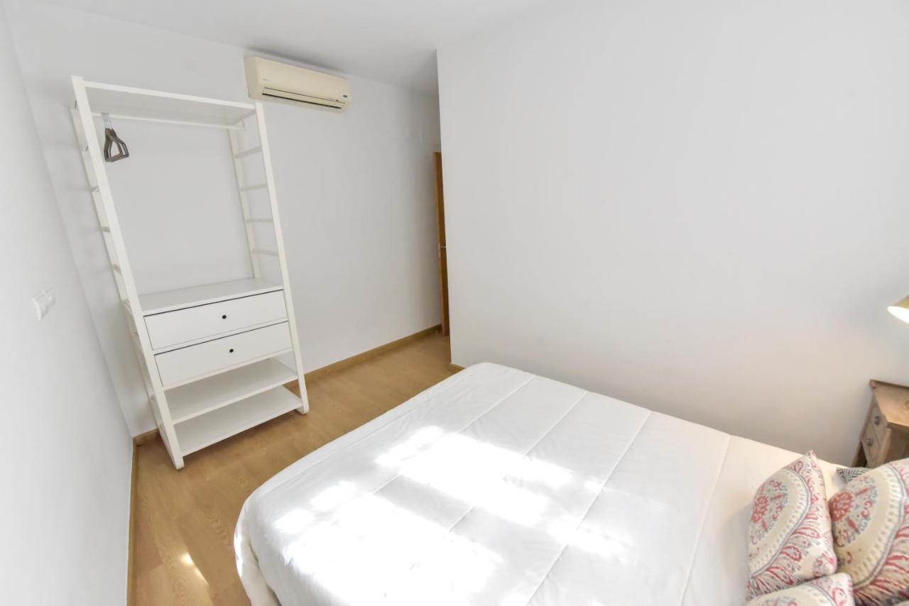 New! Retro Apartment In Central Neighbourhood Sevilla Buitenkant foto